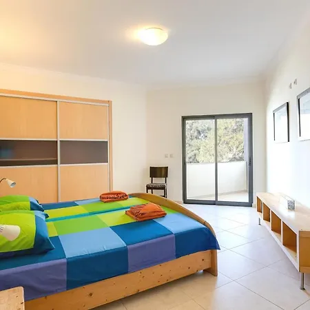 Arco-iris Apartment *